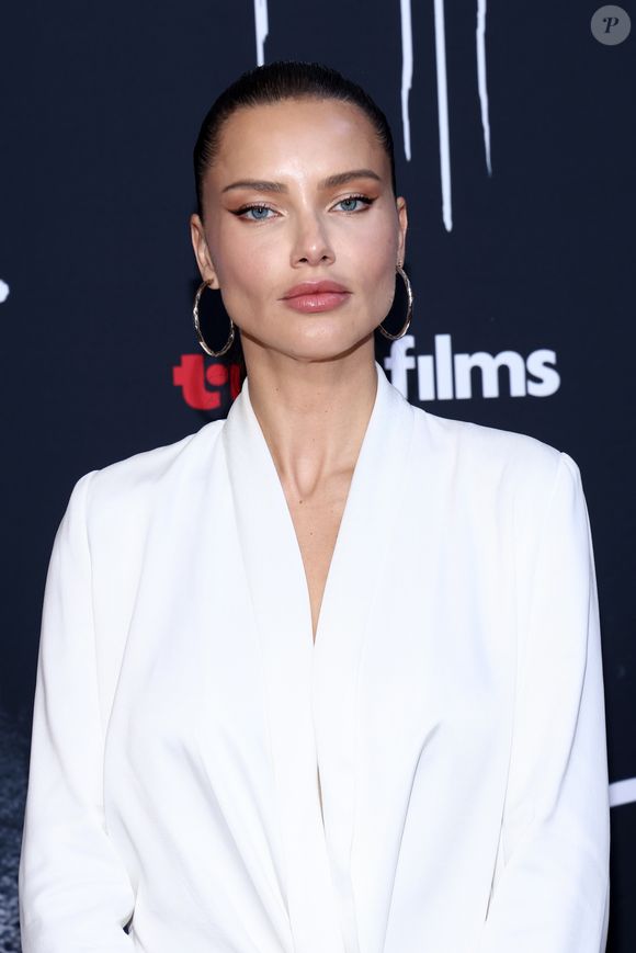 Victoria’s Secret Show 2025: Adriana Lima é destaque