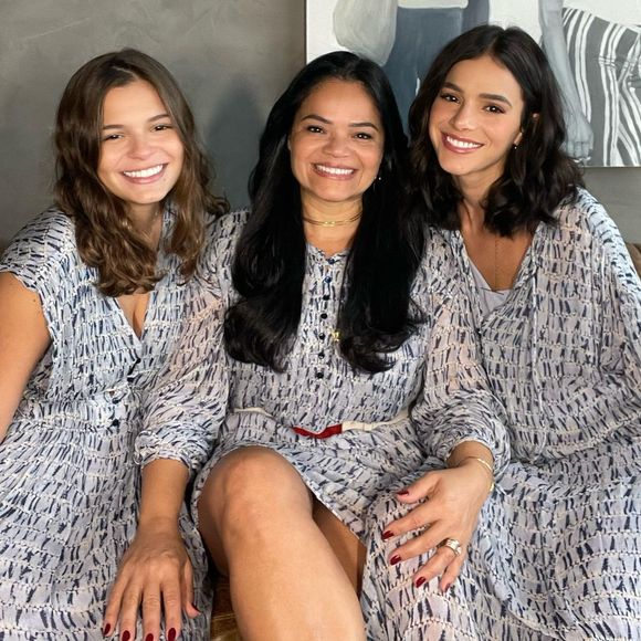 Luana Maia já estrelou ensaio com as mesmas roupas que Bruna Marquezine e a mãe, Neide Maia