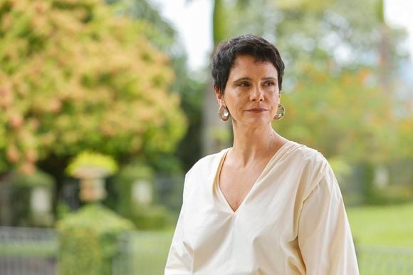 Celina avisa a Afonso e Solange que os exames de Leonardo estão bons e que o transplante será realizado.