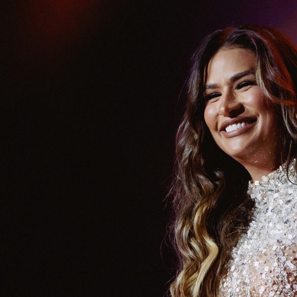 Simone Mendes emplacou hits sobre adultério e bebida, temas que pouco combinam com o discurso conservador que Kaká Diniz defendeu