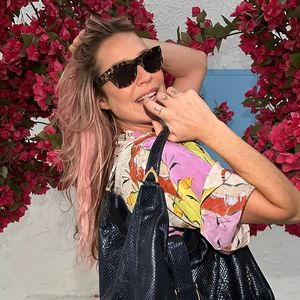 "Esquece, terminei, já era. Eu não volto para ex-namorado. Fiz isso uma única vez na vida e me arrependo muito. Agora, quer rir? Ele apagou todas as nossas fotos (risos). Quem conta pro quinta série, que apagar a Luana Piovani é só do feed, porque, do resto… eu ou vocês?”, disparou Luana Piovani