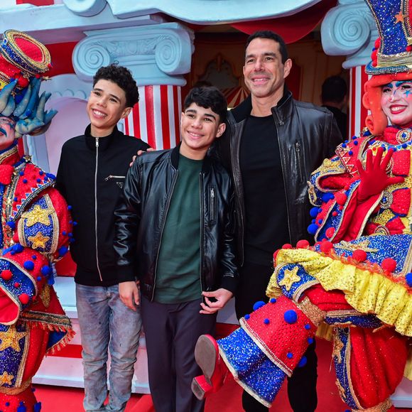 Marcus Buaiz com os filhos no aniversário de 1 ano de Bento, filho de Thiaguinho e Carol Peixinho
