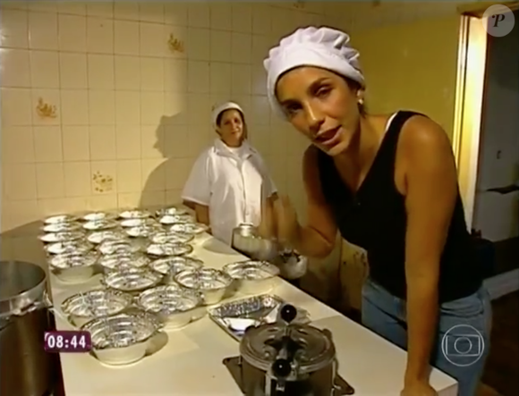 Com o passar do tempo, o negócio de quentinhas da família de Ivete Sangalo escalonou e a cantora passou a vender até 150 marmitas por dia