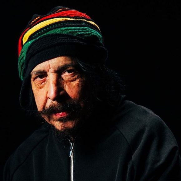 Morre Benito Di Paula, vítima de câncer, aos 84 anos; em 2020, cantor raspou a cabeça e o bigode por medo da Covid