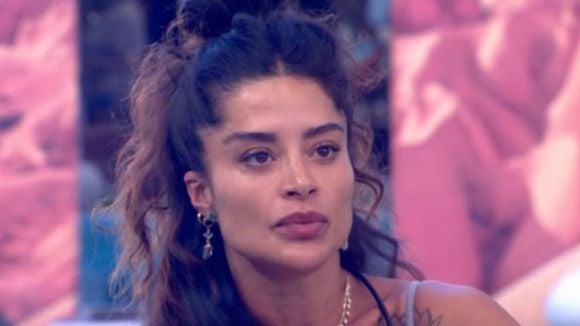 'Todo mundo me chamou de maluca': no 'BBB 26', Aline Campos dá sua versão para mudança de sobrenome e detalha relação atual com o ex-marido