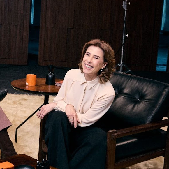 Hoje com fortuna milionária, Bianca Andrade, a Boca Rosa, aprendeu a economizar dinheiro de um jeito simples - e contou tudo para Fernanda Torres!