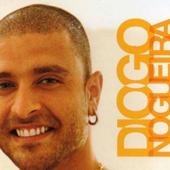 Quando iniciou sua carreira, Diogo Nogueira já usava cabelos baixos