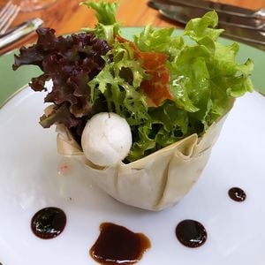 Segundo ela, os pais ainda afirmaram que os amigos do casal “ficariam decepcionados” por não terem carne no cardápio.
