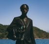 O senegalês Mouhamed Diop trabalhou por cerca de um ano e dois meses como vendedor ambulante em Ipanema antes de ser descoberto e iniciar sua carreira como modelo