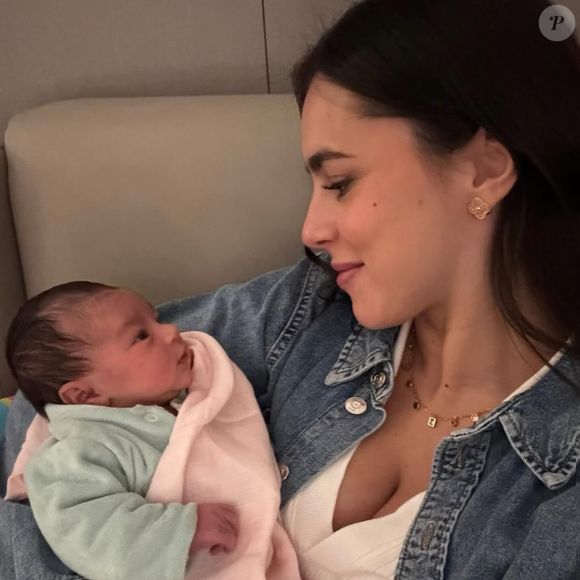Novas fotos de Bianca Biancardi mostram Mel, 2ª filha de Bruna Biancardi - internautas na web fizeram comparações com o jogador de futebol e a influenciadora.