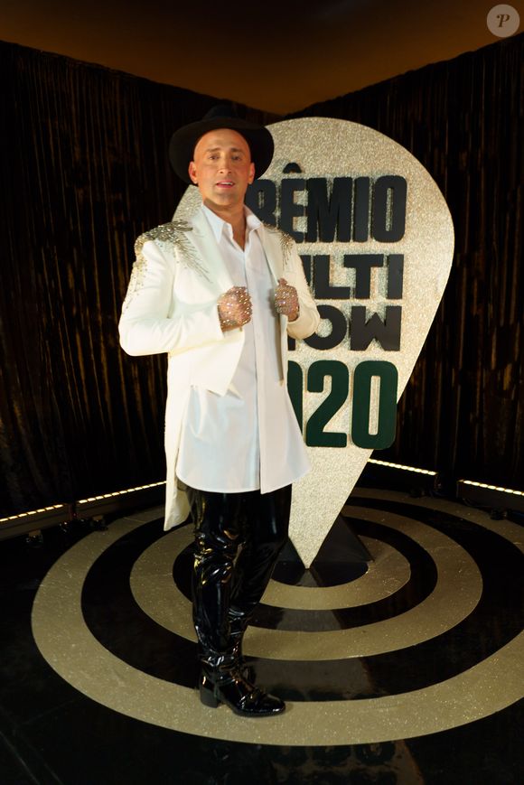 A luta do comediante contra a doença durou 53 dias e foi marcada por uma série de procedimentos médicos complexos.