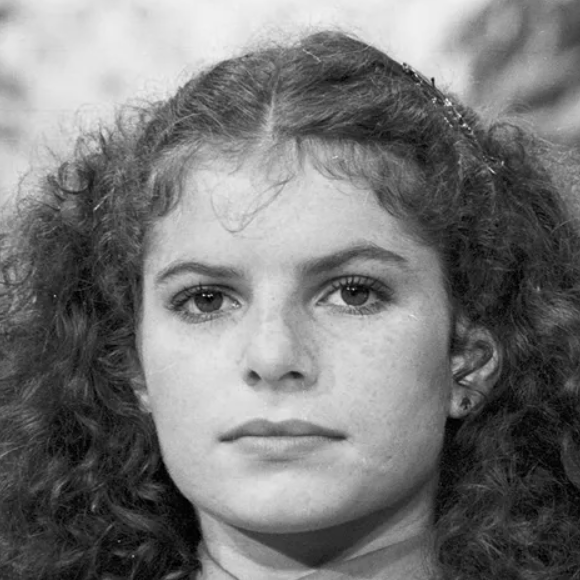 Débora Bloch fez sua estreia em novelas da Globo com 'Jogo da Vida', em 1981, quando tinha apenas 18 anos