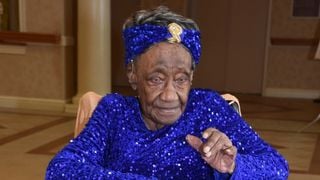 O segredo de Naomi Whitehead, centenária de 116 anos, para longevidade: 'Sempre foi o alicerce da nossa família'
