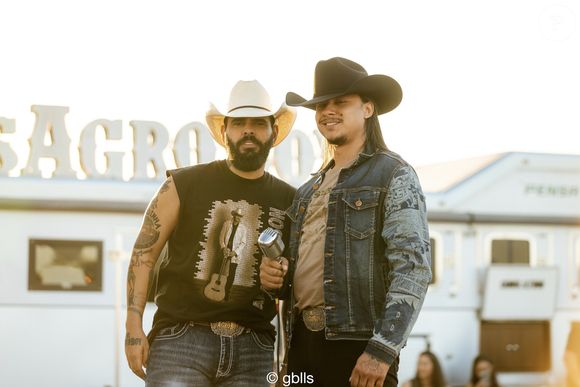 Dupla Us Agroboy sugeriu uma agressão contra o ator para sair em defesa do amigo