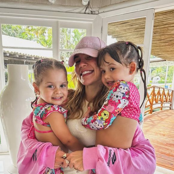 Virginia Fonseca é mãe de Maria Alice e de Maria Flor.