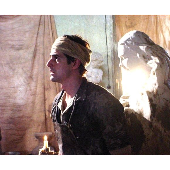 Reynaldo Gianecchini foi atingido por um estilhaço da estátua, teve quatro dentes quebrados e precisou de pontos internos na boca