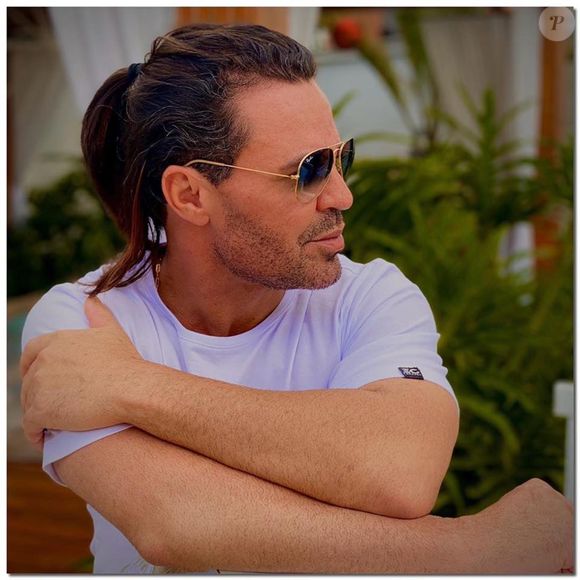 Segundo Eduardo Costa, o motivo para os procedimentos foi um acidente de avião em 2011