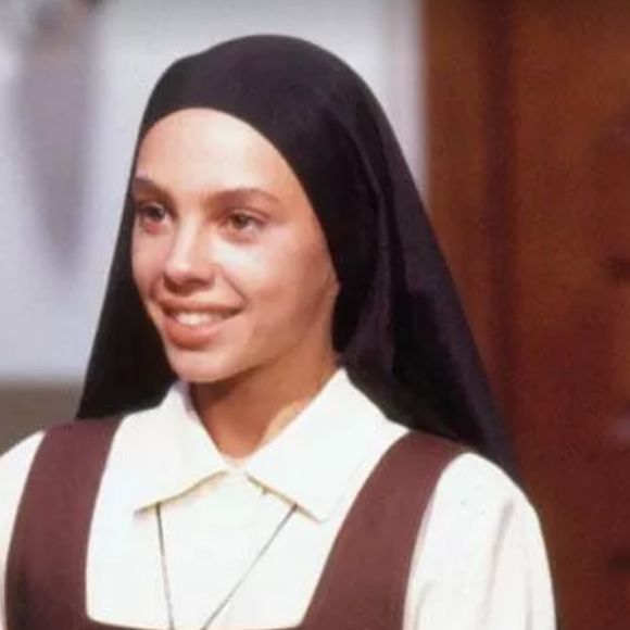 Joyce de 'História de Amor', Carla Marins viveu a noviça Elisa na novela 'O Mapa da Mina' em 1993