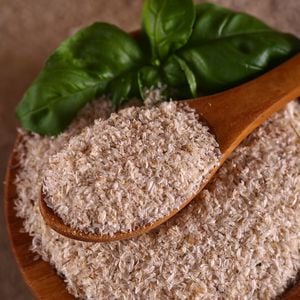 Psyllium atua na regulação do trânsito intestinal, ajudando a aliviar a prisão de ventre e a controlar quadros de diarreia