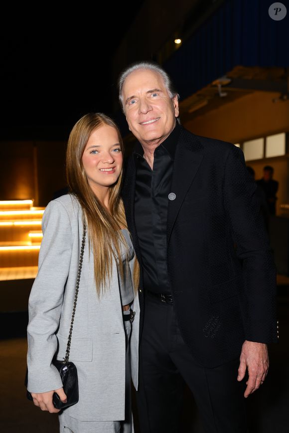 Rafaella Justus tem a possibilidade de continuar em São Paulo com o pai, Roberto Justus, mas admite que ainda não tomou a decisão final