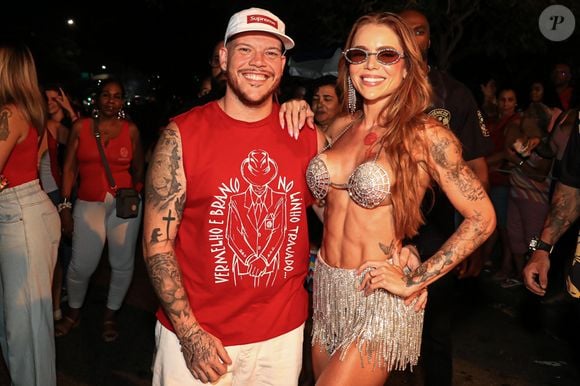 Thais Vasconcellos é esposa de Ferrugem e também incentivou o cantor a fazer mudança radical de peso