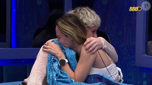 Ana Paula Renault dividiu notícia sobre morte do pai com uliano Floss