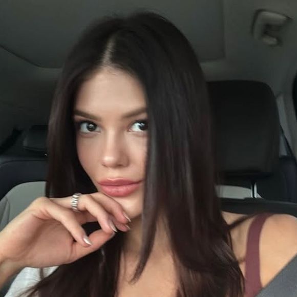 A sexualidade de Vitória Strada foi bastante questionada após a atriz assumir o namoro com Daniel Rocha