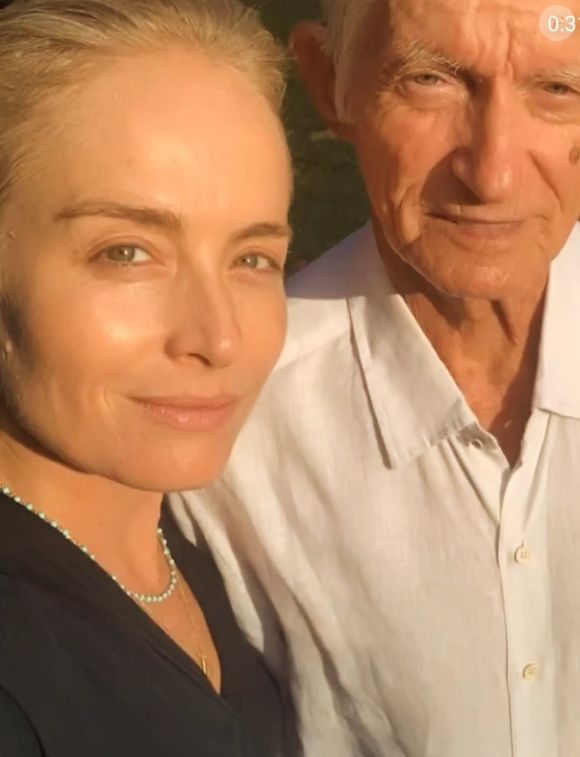 Angélica afirma que o pai está ‘muito debilitado’ e, por isso, busca resgatar histórias de quando ‘ele estava ativo’