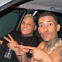 Colar com foto de Pablo Escobar, carros esportivos e armas: operação que prendeu MC Ryan SP e MC Poze do Rodo apreende itens de luxo e dinheiro