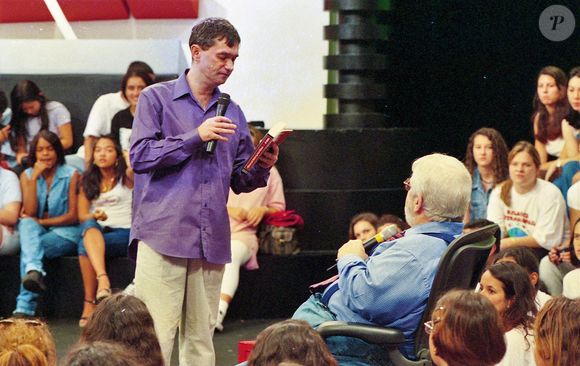 Serginho Groisman negou ter uma grande amizade com Ana Paula Arósio: 'A gente não tinha intimidade, não frequentava a casa um do outro'