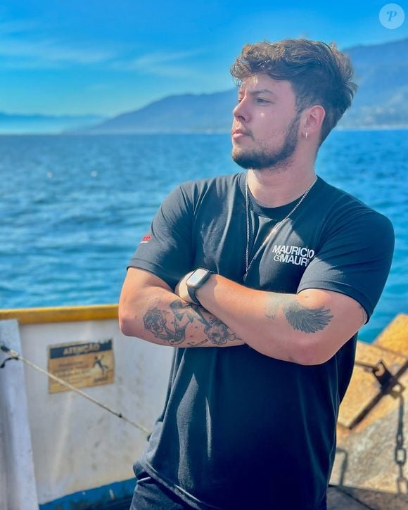 Maury Lima, filho do cantor sertanejo Mauri, se manifestou após a tragédia que matou o pai na tarde deste domingo (07)