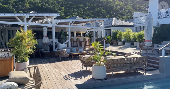 O antigo Isle de France foi comprado pela LVMH em agosto de 2013. Após obras de renovação, o hotel passou a integrar oficialmente a coleção Cheval Blanc como Cheval Blanc St-Barth