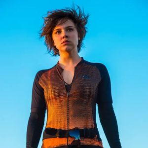 2018: ainda em 'Onde Nascem os Fortes', vale dar uma olhada dupla na aparência super diferente de Alice Wegmann