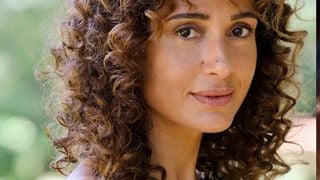 Camila Pitanga exorciza Lola de vez! Atriz de 'Beleza Fatal' retorna à Globo com personagem em estado terminal na novela 'Dona de Mim'
