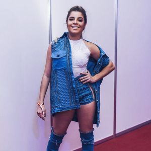 Assim era Gkay por volta de 2018