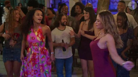 Novela ‘Vale Tudo’: Raquel (Taís Araújo) viveu uma disputa de samba com Heleninha (Paolla Oliveira)