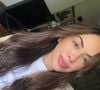 Flávia Correia é uma jovem discreta que trabalha na área de comunicação, marketing e produção de conteúdo