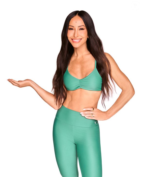 Em entrevista ao Purepeople, Sabrina Sato deu detalhes de sua vida fitness e rotina de treinos