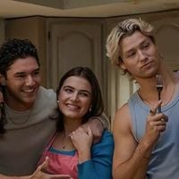 Do Floral Frutado ao Oriental Amadeirado: 'Off Campus' vira hit na Prime Video e nós listamos o perfume que cada personagem da série queridinha do momento amaria usar