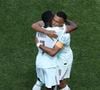 A França deu show nesta sexta-feira! Com três gols de Dembélé e parceria de Mbappé, a seleção atropelou a Noruega por 4 a 0 e confirmou o favoritismo na Copa do Mundo 2026