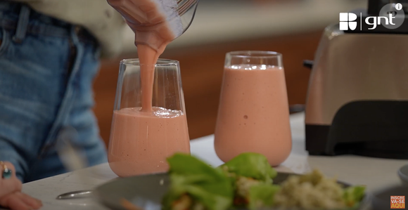 Vitamina simples de Gisele Bündchen é ideal para quem está no processo de emagrecimento