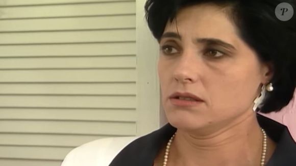 Díná (Christiane Torloni) se divorcia de Téo (Mauricio Mattar)