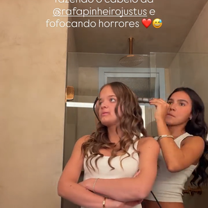 Rafaella Justus e Duda Guerra se arrumaram juntas: ‘Arrumando o cabelo da Rafaella Justus e fofocando horrores’