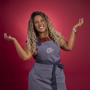 Dih Vidal – Dih, de 36 anos, nasceu em Mucuri, na Bahia, e mora em São José dos Campos, interior de São Paulo. Dona de casa, tem um e-commerce de roupas infantis