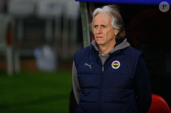 CBF avalia opções enquanto Neymar rejeita nome de Jorge Jesus