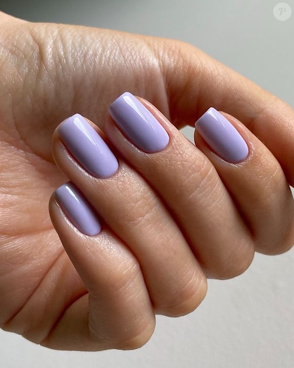 Lavanda - Suave e romântico, o lavanda marca presença no outono ao adicionar um toque de cor leve e contemporâneo às produções