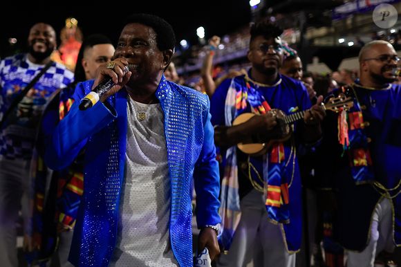 A decisão, amadurecida ao longo dos anos, levanta questionamentos sobre seu futuro e a possibilidade de vê-lo em outra agremiação