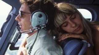 'Ayrton Senna vai aparecer para Adriane Galisteu nos próximos dias': vidente sente espírito do piloto e se emociona em entrevista