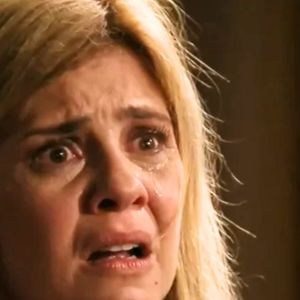 Carminha, vilã de Adriana Esteves na novela ‘Avenida Brasil’ volta na segunda parte da história, mas pode fazer, antes, participação em 'Três Graças'