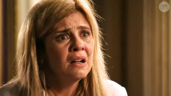 Carminha, vilã de Adriana Esteves na novela ‘Avenida Brasil’ volta na segunda parte da história, mas pode fazer, antes, participação em 'Três Graças'